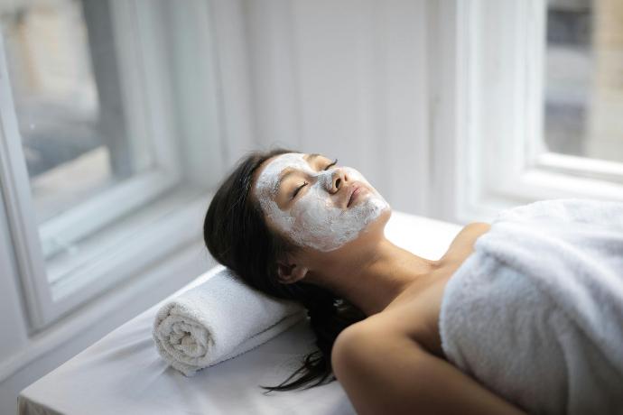 Facial Mask Treatment